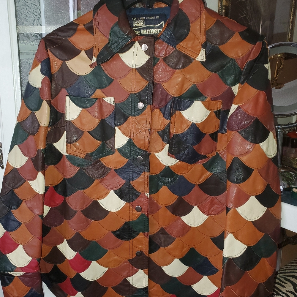 COPY - Vintage ladies fish scale leather shirt jacket